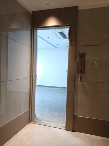 Room in 3 BHK Apartment at Laxmi Raajvilas, Goregaon West – for Rent