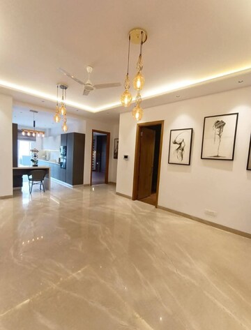 Room in Studio Builder Floor at Sukh Residency, Sector 17 – for Rent