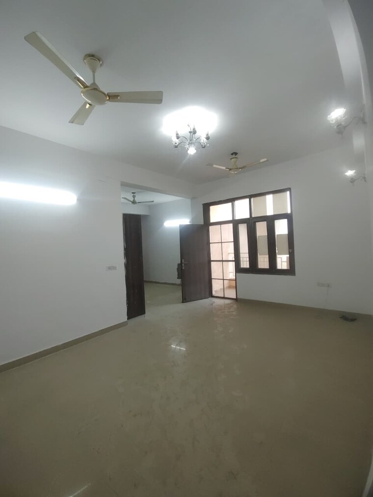 Room, urbtech-hilston 3 Bedroom 1650 Sq.Ft. Apartment In Sector 79 Noida 9589427
