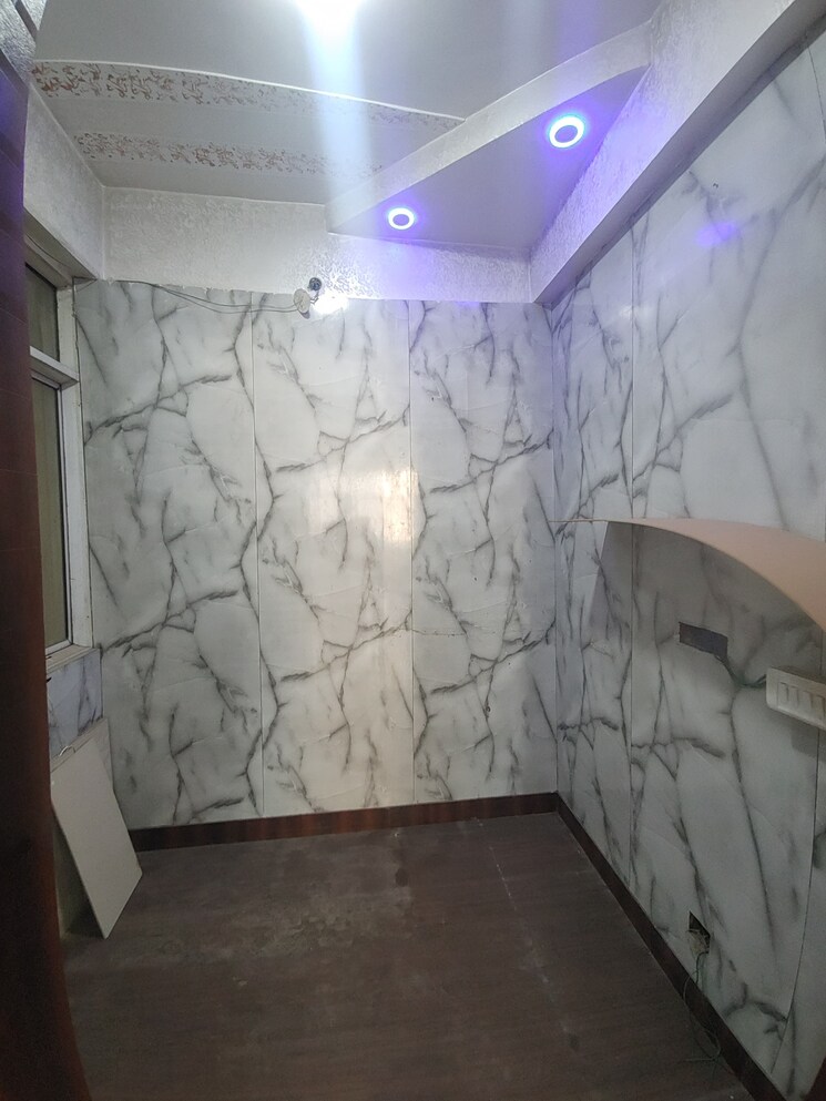 Bathroom, urbtech-hilston 3 Bedroom 1650 Sq.Ft. Apartment In Sector 79 Noida 9589427