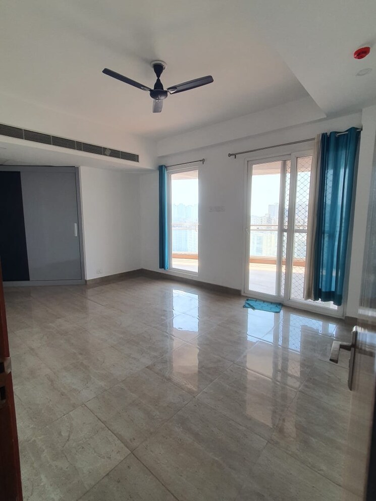 Room, civitech-stadia 3 Bedroom 881 Sq.Ft. Apartment In Sector 79 Noida 9589430