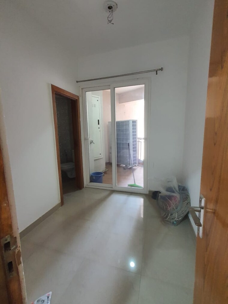 Room, civitech-stadia 3 Bedroom 881 Sq.Ft. Apartment In Sector 79 Noida 9589430