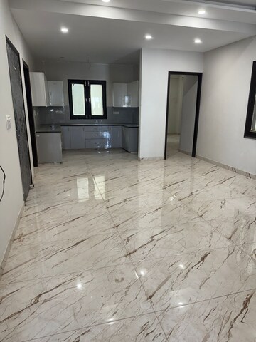 3 BHK Apartment For Rent in Gaur Sportswood, Sector 79