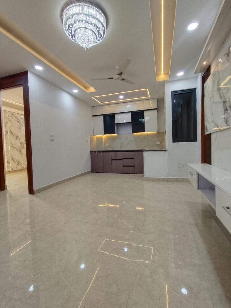 Kitchen, mahagun-mezzaria 3.5 Bedroom 2500 Sq.Ft. Apartment In Sector 78 Noida 9589439
