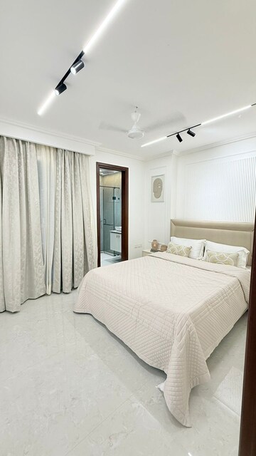 Bedroom in 4 BHK Builder Floor at Ansal API Esencia, Sector 67 – for Sale