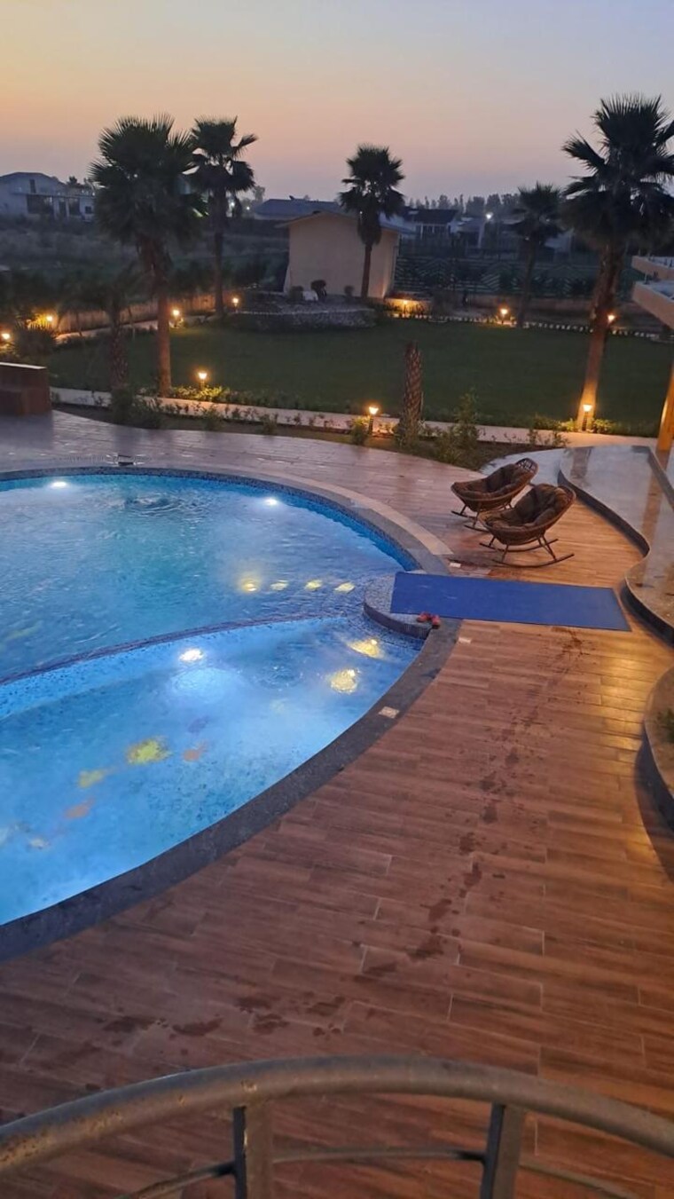 Exterior View, ss-sainik-farms  1024 Sq.Yd. Plot In Sector 150 Noida 9589452