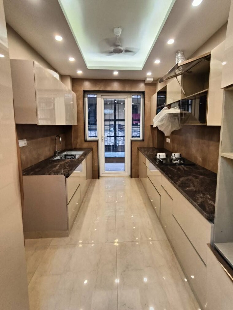 Kitchen, bptp-green-oaks 4 Bedroom 300 Sq.Ft. Builder Floor In Sector 70a Gurgaon 9589459