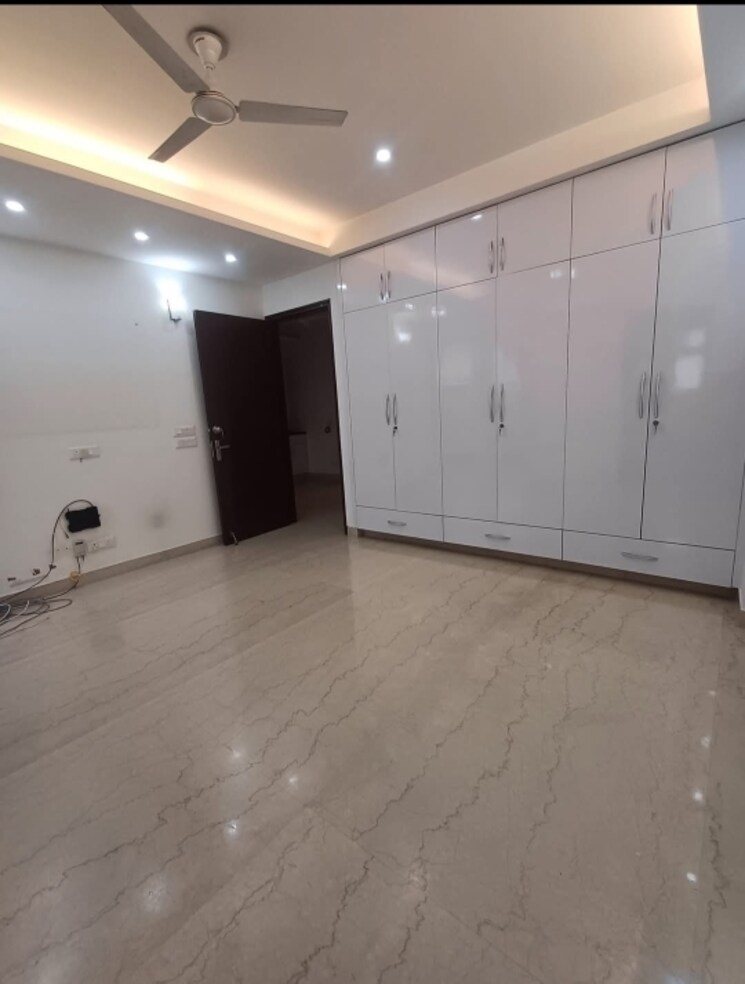 Master Bedroom, kalkaji 3 Bedroom 2500 Sq.Ft. Builder Floor In Kalkaji Delhi 9589480