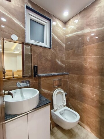 Attached Bathroom in 3 BHK Builder Floor at Nehru Enclave – for Rent