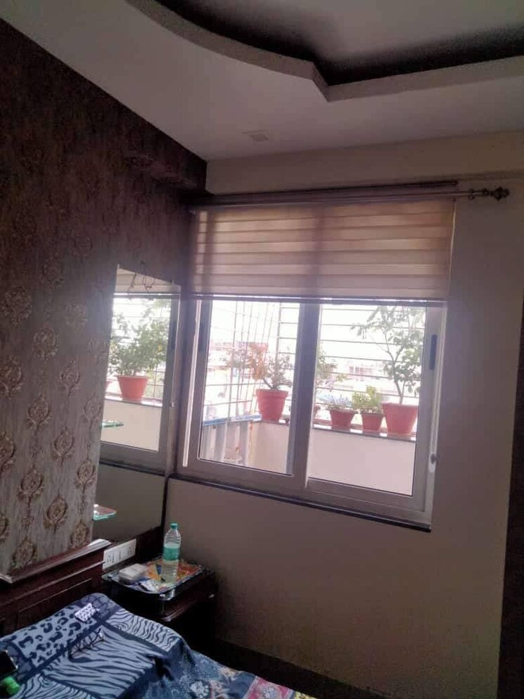 Room, boring road 3 Bedroom 1500 Sq.Ft. Apartment In Boring Road Patna 9589525