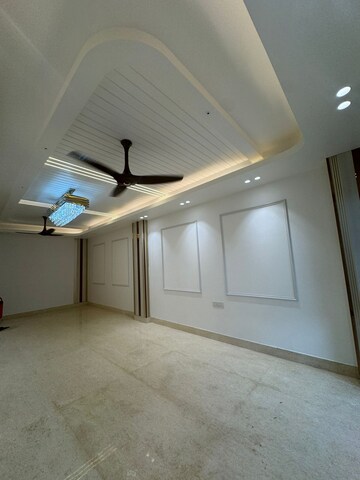 Bathroom in 4 BHK Builder Floor at Anand Lok – for Rent