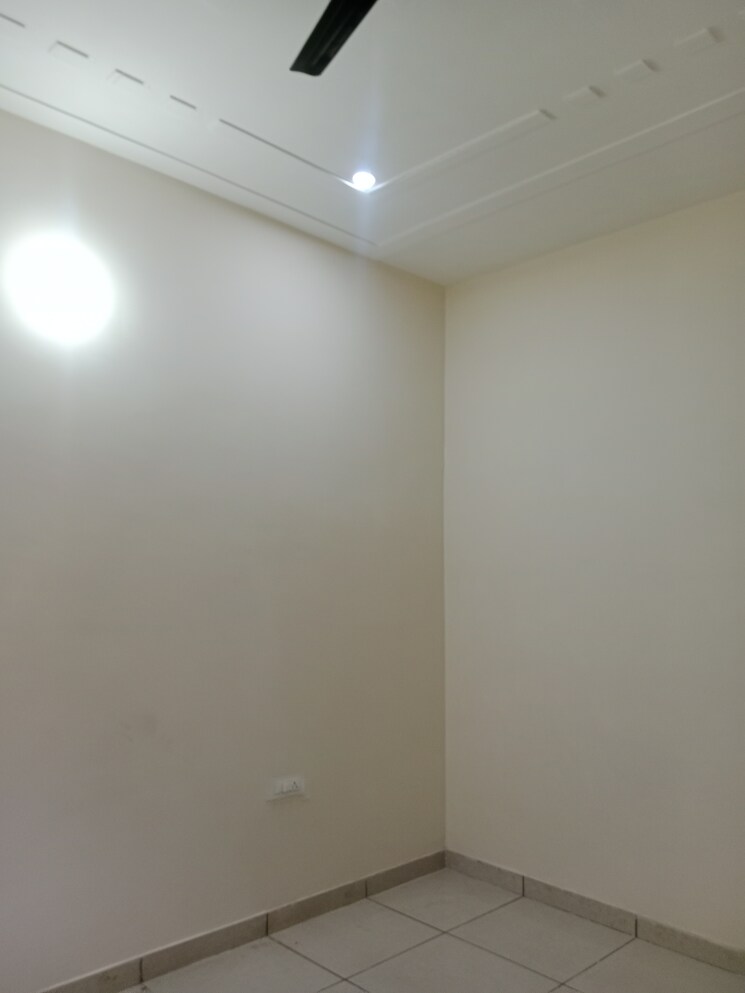 Room, sector 18 2 Bedroom 1352 Sq.Ft. Builder Floor In Sector 18 Panipat 9589586