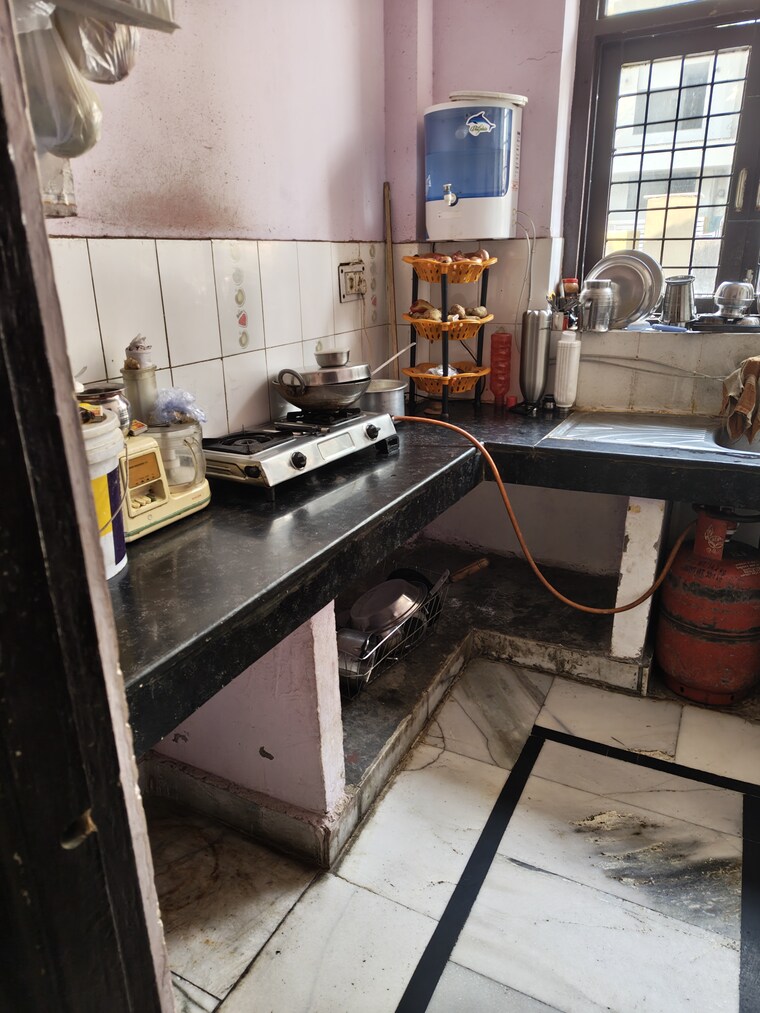 Kitchen, delta i greater noida 2 Bedroom 60 Sq.Mt. Independent House In Delta I Greater Noida Greater Noida 9589607