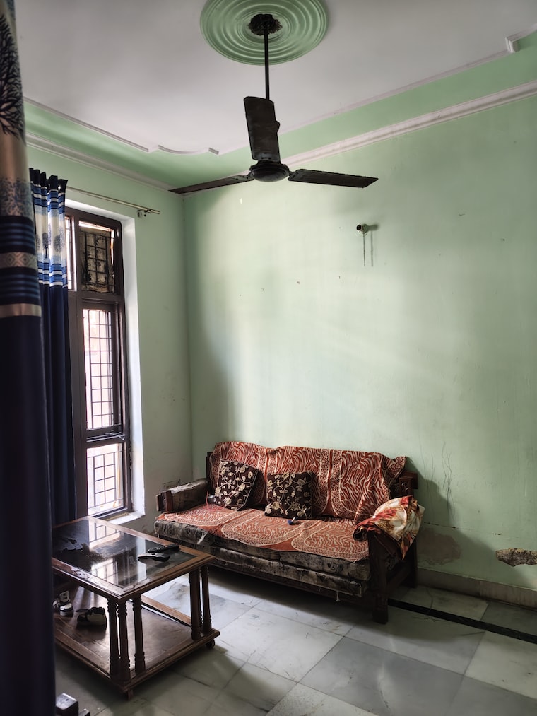 Living Room, delta i greater noida 2 Bedroom 60 Sq.Mt. Independent House In Delta I Greater Noida Greater Noida 9589607