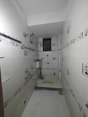 Bathroom in 2 BHK Apartment at Nerul Sector 27 – for Rent