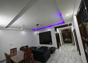 Master Bedroom in 3 BHK Independent House at DLF Centre Point, Sector 11 – for Rent