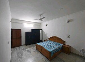 Bedroom in 3 BHK Independent House at DLF Centre Point, Sector 11 – for Rent