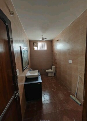 Bathroom in 3 BHK Independent House at DLF Centre Point, Sector 11 – for Rent