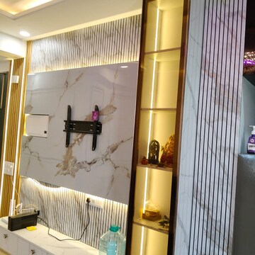 Team Area in 3 BHK Apartment at Signature Global Park 4 and 5, Sohna Sector 34 – for Rent