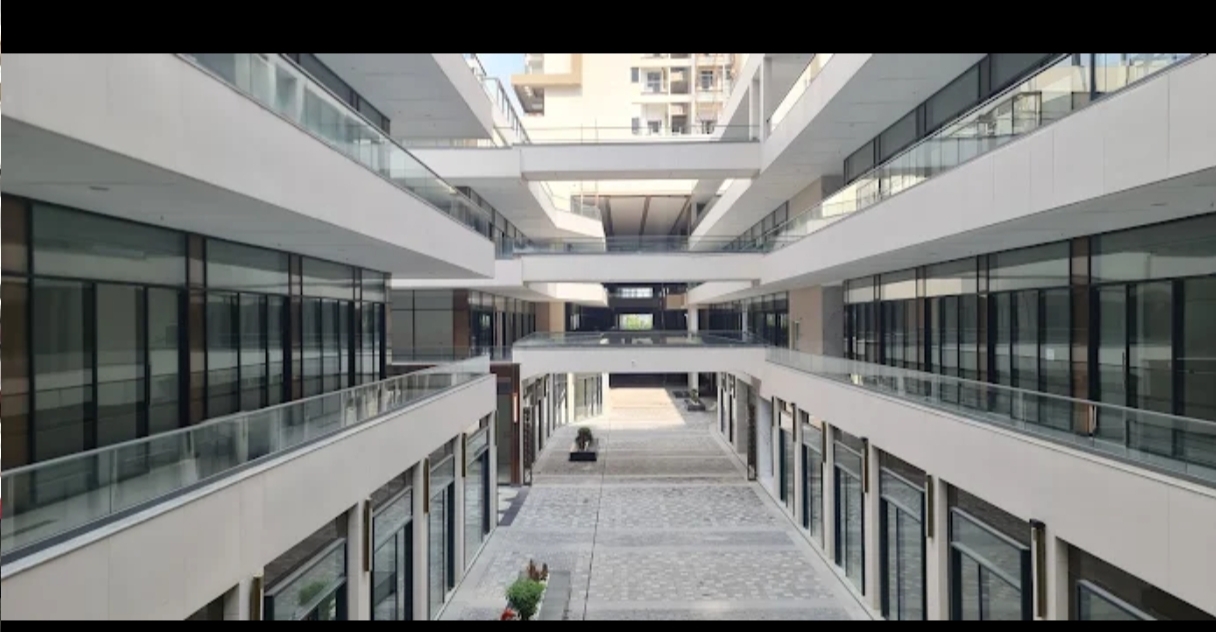 Showroom For Sale in M3M Corner Walk