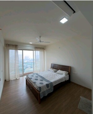 Bedroom in 3 BHK Apartment at Indiabulls One Indiabulls, Pokhran Road No Two – for Rent