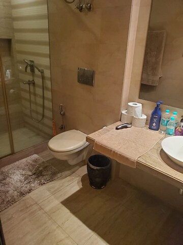 Attached Bathroom in 2 BHK Apartment at Elliot Road – for Rent