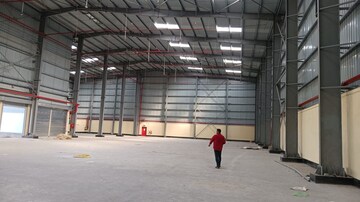  Warehouse For Rent in Topsia