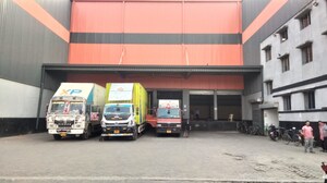 Parking in  Warehouse at Topsia – for Rent