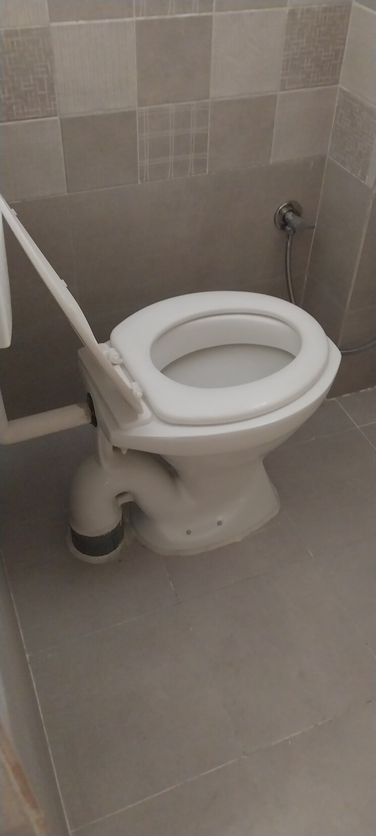 Bathroom, nr colony 2 Bedroom 1000 Sq.Ft. Independent House In Nr Colony Bangalore 9589692