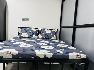 Team Area in 2 BHK Apartment at Ahimsa Marg, Malad West – for Rent