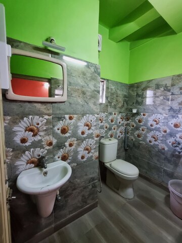 Attached Bathroom in 2 BHK Apartment at Dum Dum Cantt – for Sale