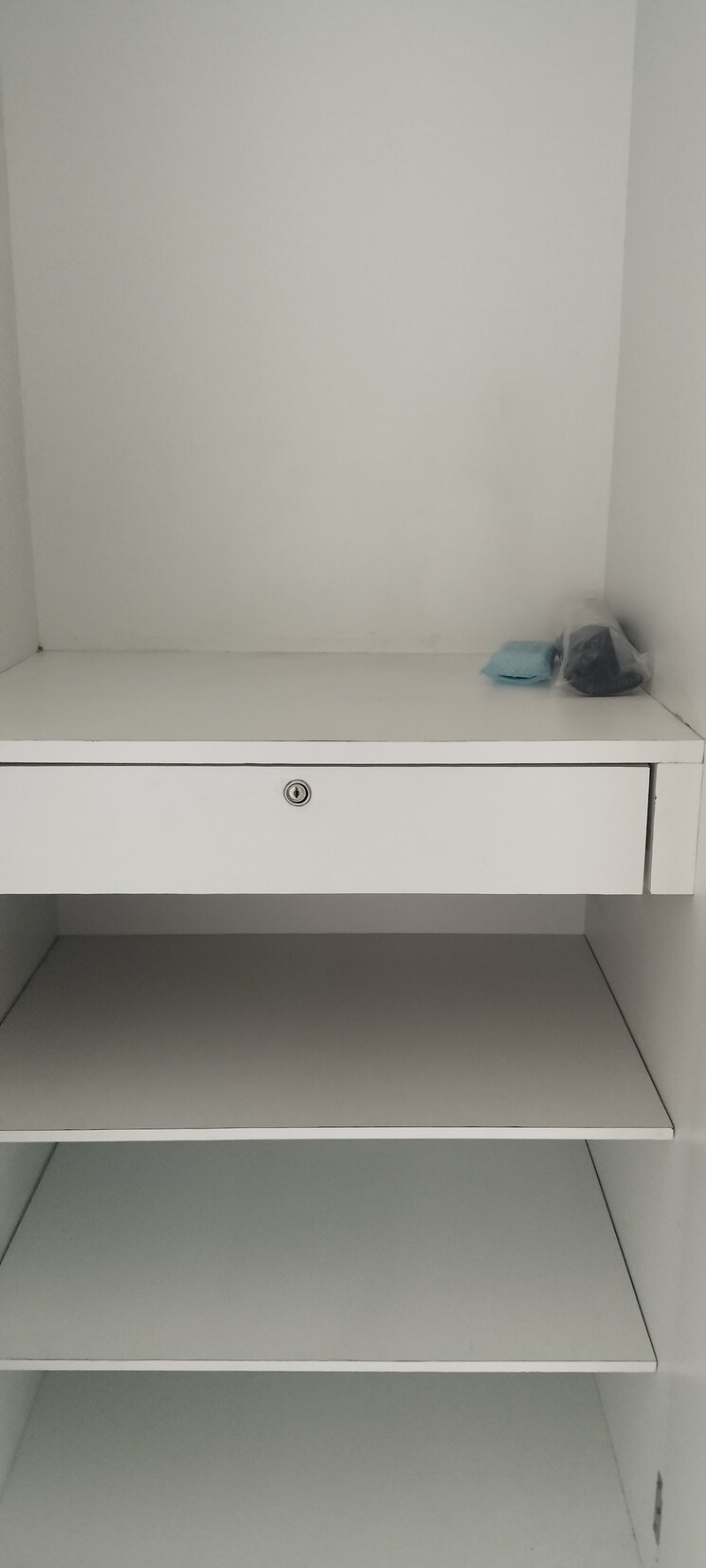 undefined, rashmi-complex-teen-hath-naka 3.5 Bedroom 1500 Sq.Ft. Apartment In Dharamveer Nagar Thane 9589748