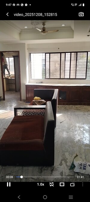 Bedroom in 3.5 BHK Apartment at Rashmi Complex Teen Hath Naka, Dharamveer Nagar – for Rent