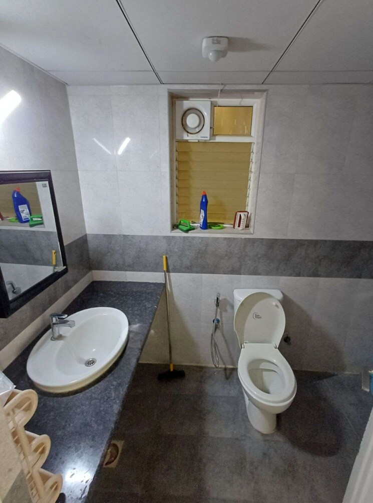Bathroom, casagrand-lorenza 2 Bedroom 1141 Sq.Ft. Apartment In Kogilu Bangalore 9589761