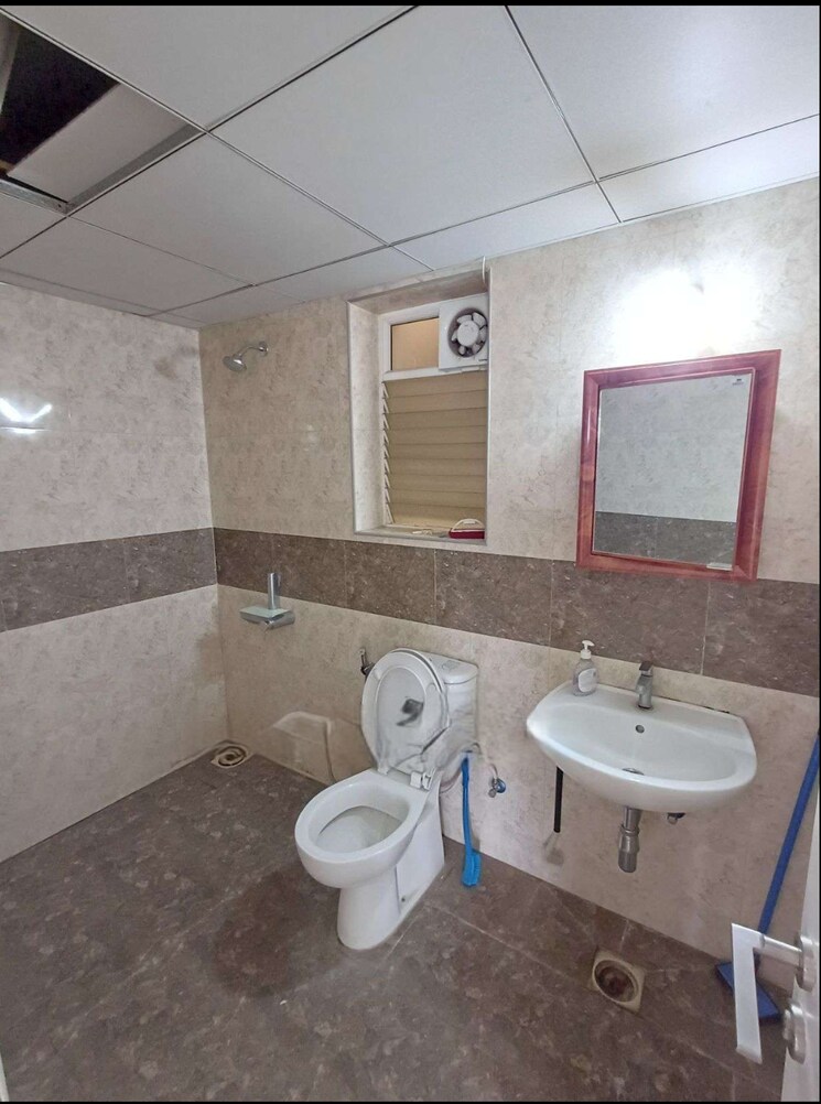 Bathroom, casagrand-lorenza 2 Bedroom 1141 Sq.Ft. Apartment In Kogilu Bangalore 9589761