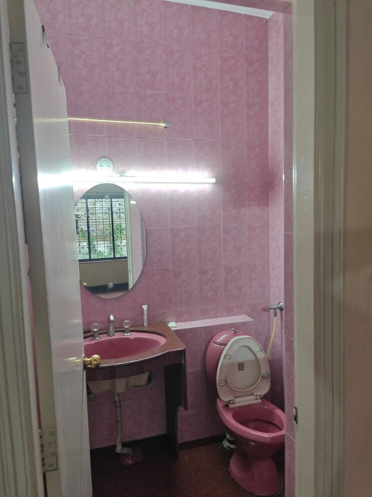 Attached Bathroom, baner pashan link road 3 Bedroom 1800 Sq.Ft. Villa In Baner Pashan Link Road Pune 9589745