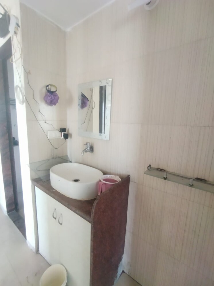Bathroom, millennium-avanish-phase-i 3 Bedroom 1550 Sq.Ft. Apartment In Sector 10a Airoli Navi Mumbai 9589797