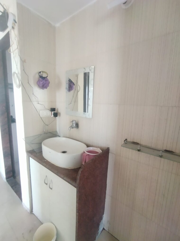Bathroom, millennium-avanish-phase-i 3 Bedroom 1550 Sq.Ft. Apartment In Sector 10a Airoli Navi Mumbai 9589797