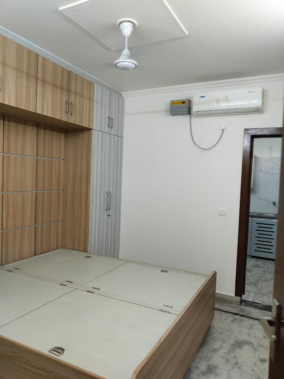 1 BHK Builder Floor For Rent in Sector 31