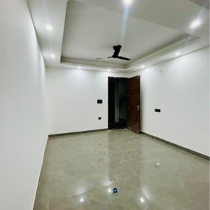Room in 1 BHK Builder Floor at Chattarpur – for Rent