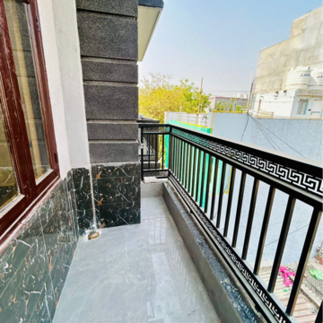 Balcony in 1 BHK Builder Floor at Chattarpur – for Rent