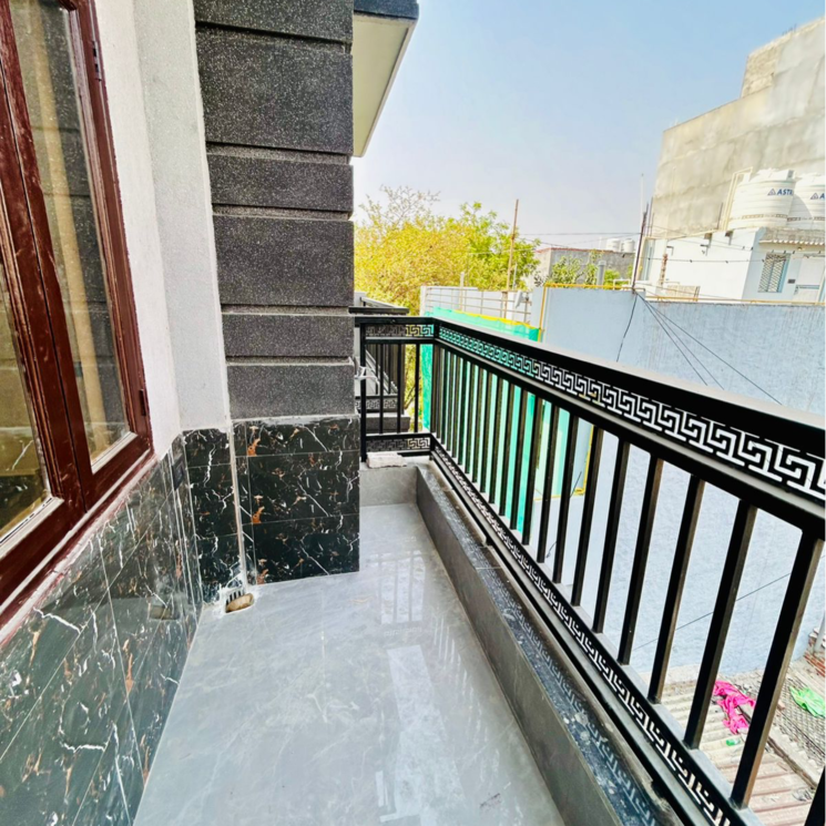 Balcony, chattarpur 1 Bedroom 150 Sq.Ft. Builder Floor In Chattarpur Delhi 9589817