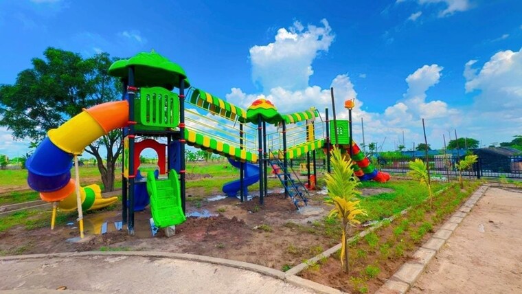 Exterior View, sangareddy  120 Sq.Yd. Plot In Sangareddy Hyderabad 9428275