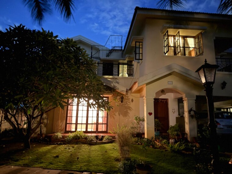 Exterior View, adarsh-vista 4 Bedroom 3000 Sq.Ft. Villa In Doddanekundi Bangalore 9589880