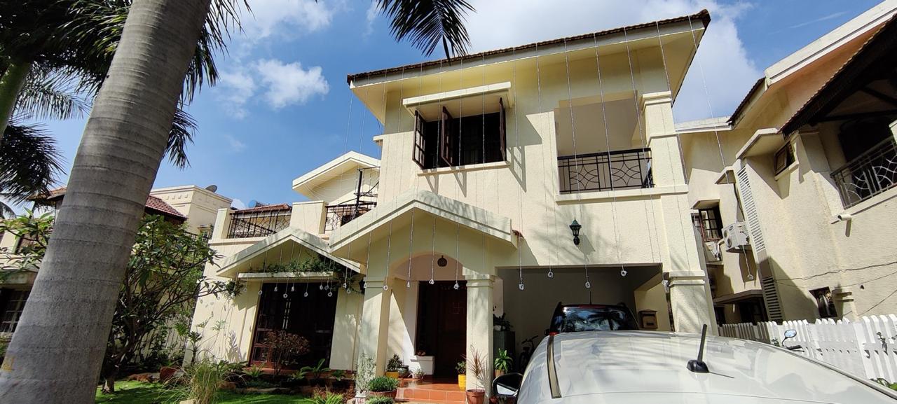 4 BHK + Study Room Villa For Rent in Adarsh Vista