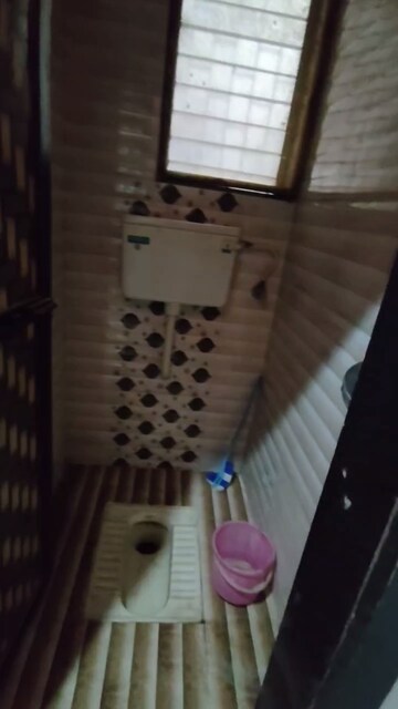 Bathroom in 1 BHK Apartment at Alica Nagar CHS, Kandivali East – for Rent