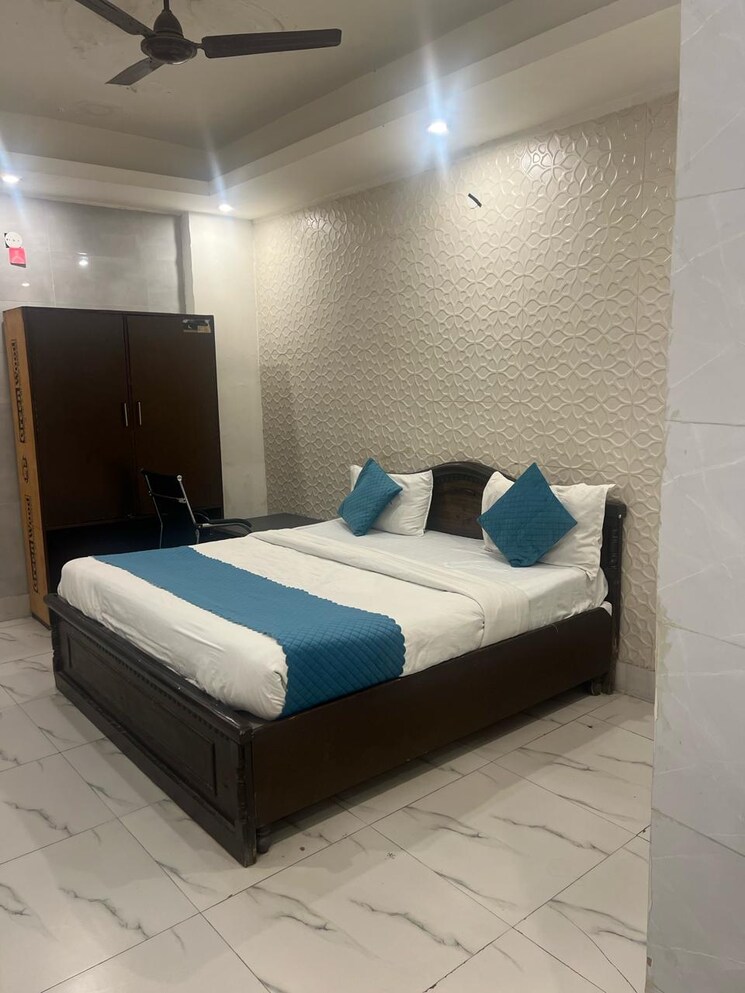 Bedroom, sk-the-grand-city 4 Bedroom 585 Sq.Ft. Independent House In Jewar Greater Noida 9589889