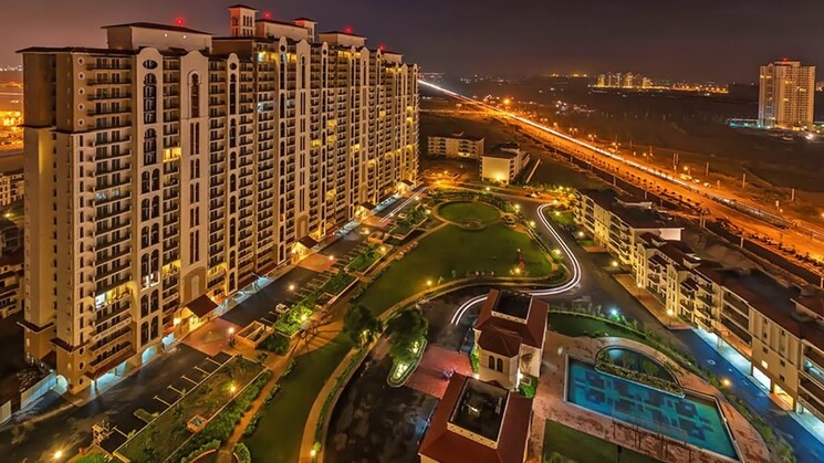 Exterior View, dlf-new-town-heights-ii 4 Bedroom 2530 Sq.Ft. Villa In Sector 86 Gurgaon 9589915