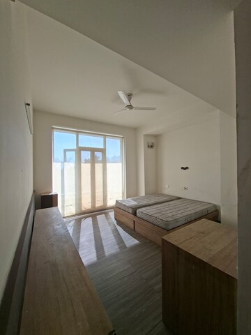 Staircase in 6+ BHK Independent House at Sector 48 – for Rent