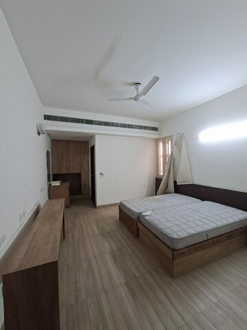 Staircase in 6+ BHK Independent House at Sector 48 – for Rent